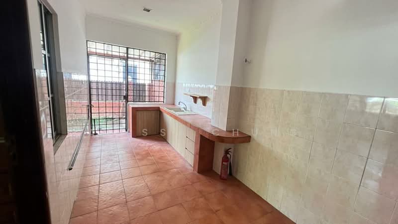 Rumah Teres 2 Tingkat untuk Disewa di Usj 11 (Subang Jaya) - Alyssa Chung - Kitchen - PropertyGuru.com.my