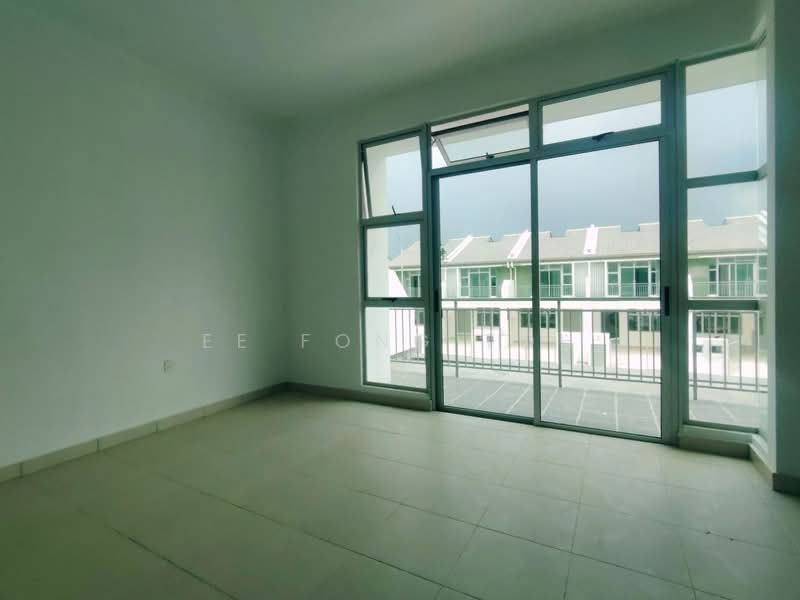 2-storey Terraced House for Sale in Kangkar Pulai (Skudai) - Ee Fong Toh - Balcony - PropertyGuru.com.my