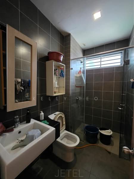 Semi-Detached House for Sale in Ambang Botanic (Klang) - Kelly Teo - Bathroom - PropertyGuru.com.my