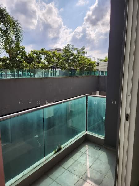 Servis Apartment untuk Disewa di D'carlton (Residensi Seri Mega) - Cecelia Choo - Balcony - PropertyGuru.com.my