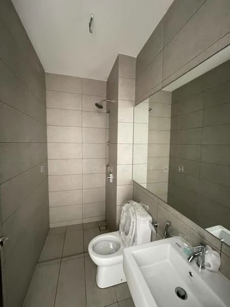 2-storey Terraced House for Sale in Senibong Cove (Masai) - Ee Fong Toh - Bathroom - PropertyGuru.com.my