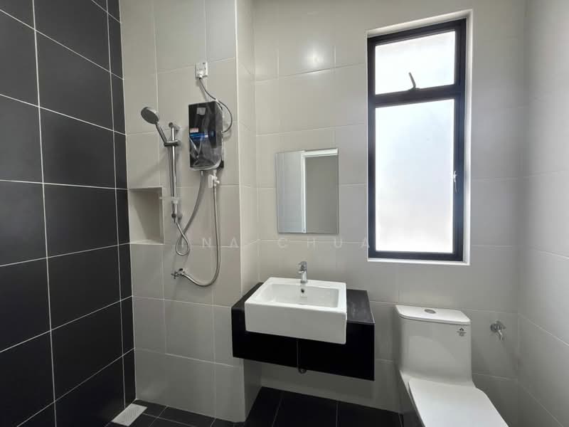 2-storey Terraced House for Rent in Eco Botanic (Iskandar Puteri (Nusajaya)) - Ina Chua - Bathroom - PropertyGuru.com.my