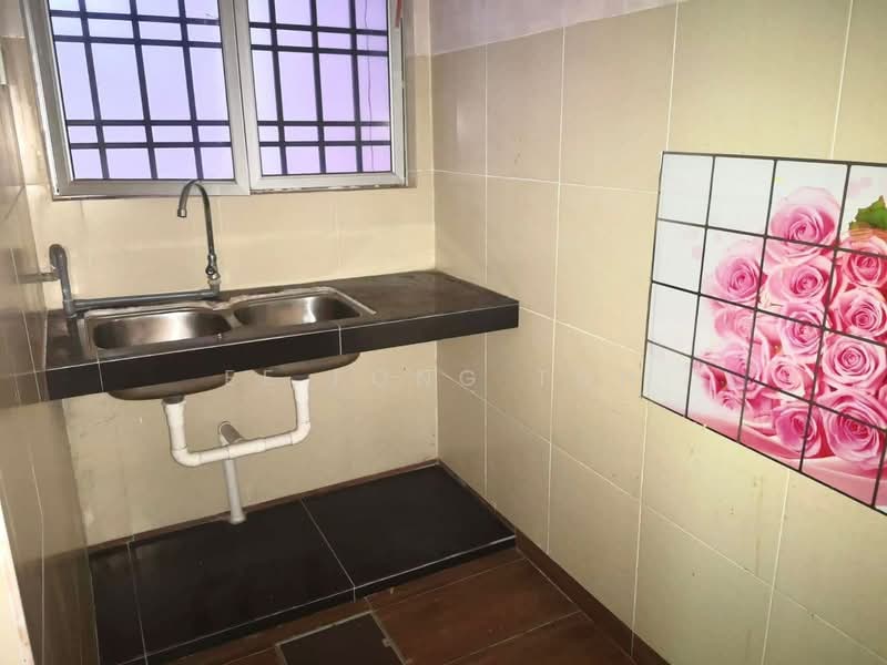 2-storey Terraced House for Sale in Taman Nusa Bestari (Iskandar Puteri (Nusajaya)) - Ee Fong Toh - Kitchen - PropertyGuru.com.my