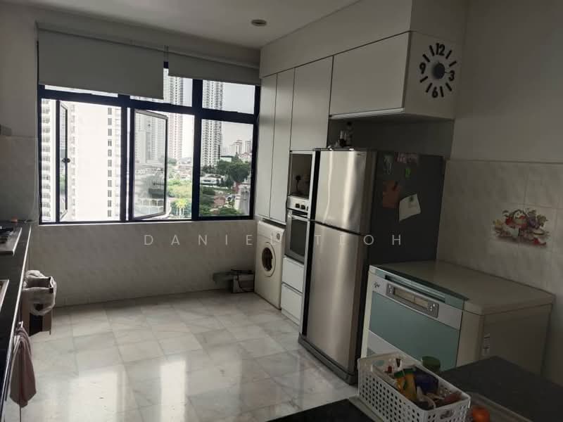 Condominium for Sale at Villa Ria - Daniel Teoh - Kitchen - PropertyGuru.com.my