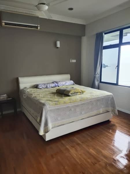 Condominium for Sale at Villa Ria - Daniel Teoh - Bedroom - PropertyGuru.com.my