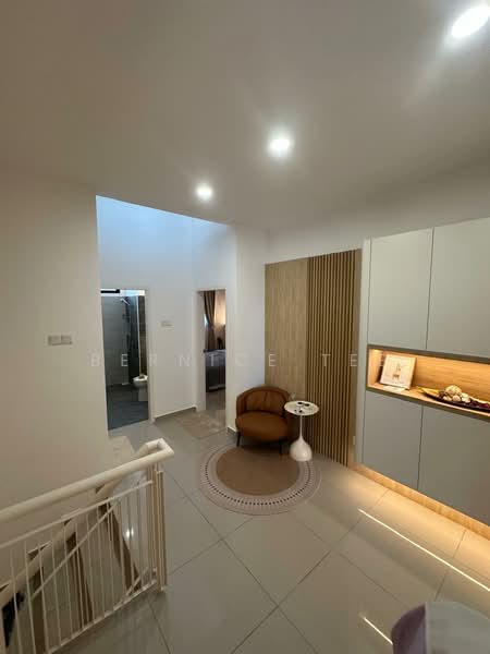 2-storey Terraced House for Sale in Bandar Tiram (Ulu Tiram) - Bernice Tee - Corridor - PropertyGuru.com.my