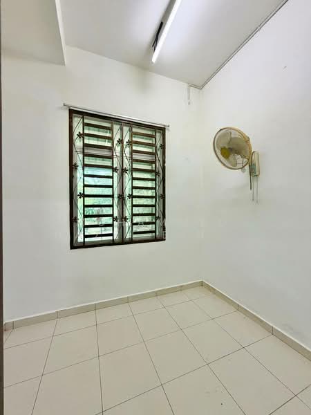 Semi-Detached House for Sale in Taman Desa Salak Pekerti (Sepang) - Muhammed Nazri bin Mustapha - Interior - PropertyGuru.com.my