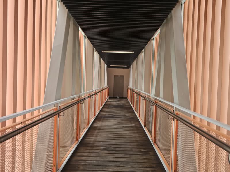 Servis Apartment untuk Dijual di Suria Jelutong - Winny Su - Corridor - PropertyGuru.com.my