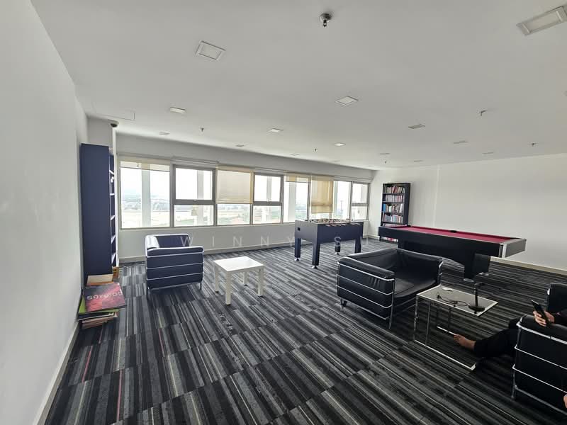 Servis Apartment untuk Dijual di Suria Jelutong - Winny Su - Living Room - PropertyGuru.com.my