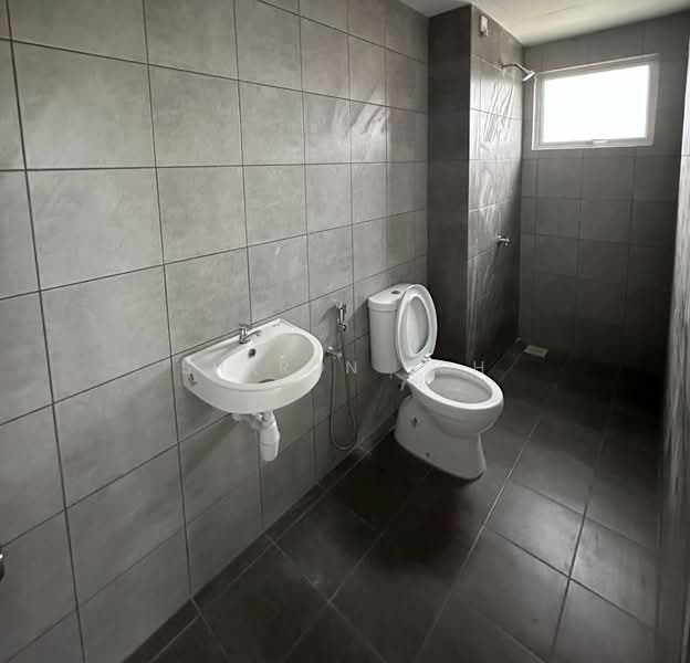Service Residence for Rent at Residensi Bukit Tiara - Sharon Goh - Bathroom - PropertyGuru.com.my
