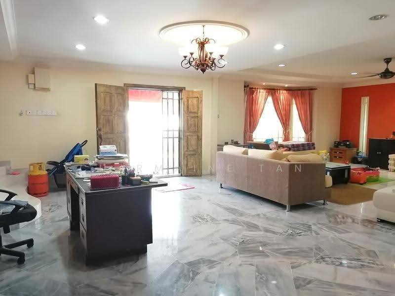 Rumah Teres 2-Tingkat untuk Dijual di Cheras (Selangor) - Charmaine Tan - Living Room - PropertyGuru.com.my