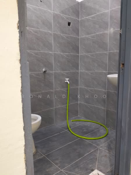 Rumah Teres 2 Tingkat untuk Disewa di Sunway (Selangor) - Ronald Khoo - Bathroom - PropertyGuru.com.my