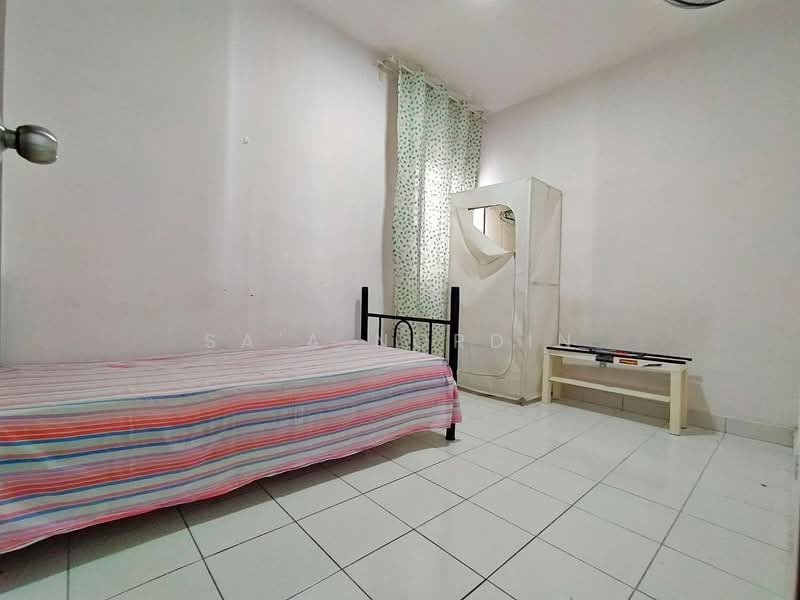Servis Apartment untuk Dijual di Alam Idaman - Sa'a Nordin - Bedroom - PropertyGuru.com.my