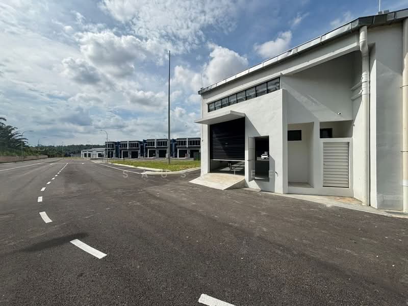 Terrace Factory for Sale in Taman Lagenda Putra (Kulai) - Sausa Lee - Exterior - PropertyGuru.com.my