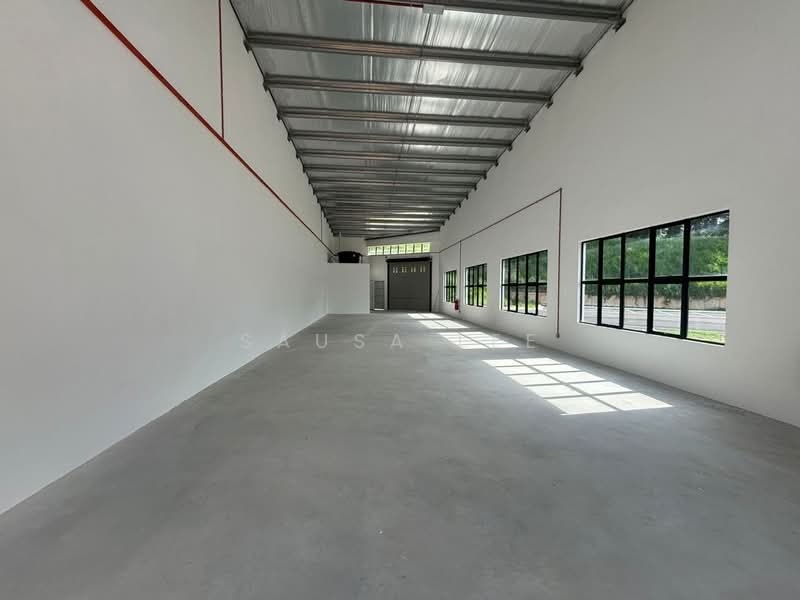 Terrace Factory for Sale in Taman Lagenda Putra (Kulai) - Sausa Lee - Interior - PropertyGuru.com.my