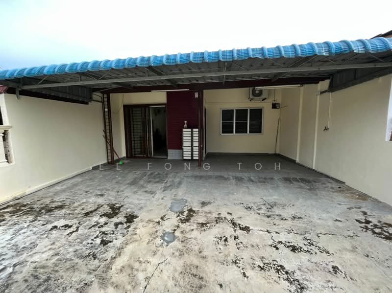 Rumah Teres 1 Tingkat untuk Dijual di Bandar Baru Permas Jaya (Permas Jaya) - Ee Fong Toh - Exterior - PropertyGuru.com.my