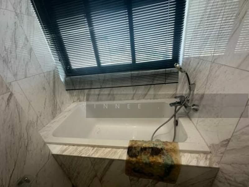 Kondominium untuk Disewa di The Landmark - Xinnee . - Bathroom - PropertyGuru.com.my