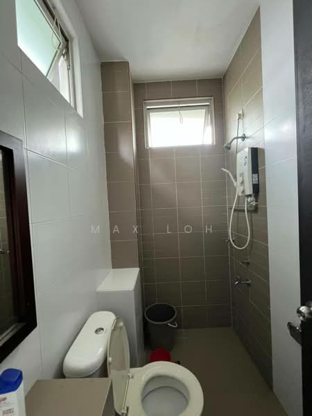 Semi-Detached House for Sale in Johor Bahru (Johor) - Max Loh - Bathroom - PropertyGuru.com.my