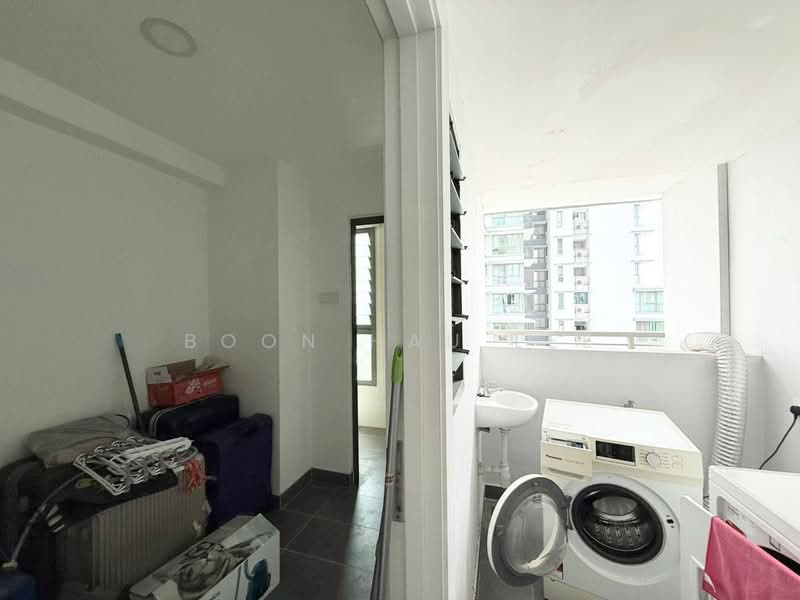 Kondominium untuk Dijual di Iskandar Residences - Boon Hau Lee - Balcony - PropertyGuru.com.my