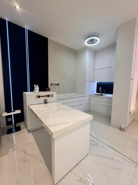 Condominium for Sale at Amberside @ Country Garden Danga Bay - Wennes Go - Kitchen - PropertyGuru.com.my