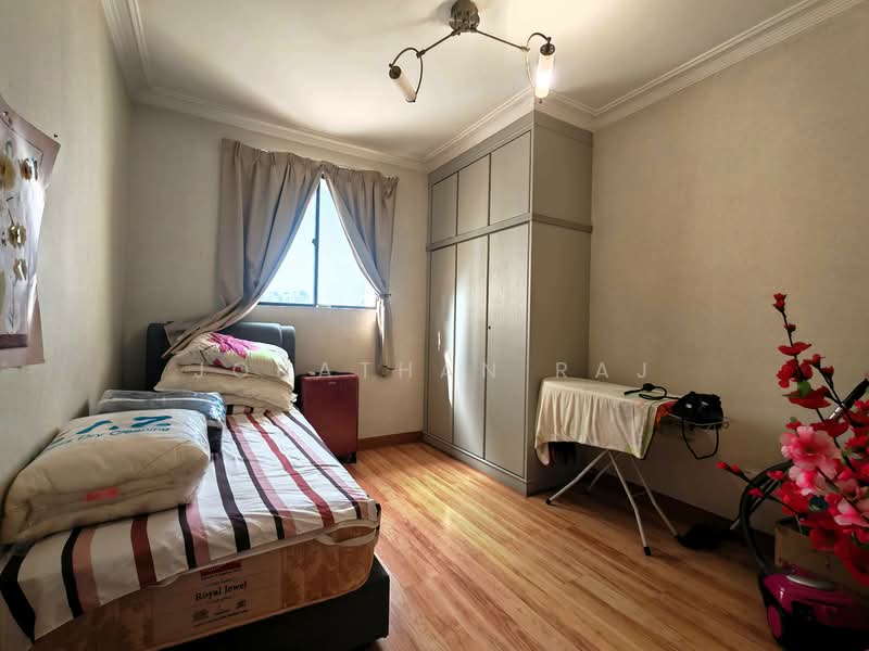 Condominium for Sale at Mont Kiara Pines - Jonathan Raj - Bedroom - PropertyGuru.com.my