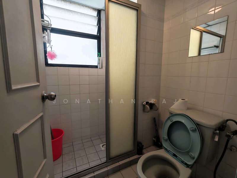 Condominium for Sale at Mont Kiara Pines - Jonathan Raj - Bathroom - PropertyGuru.com.my