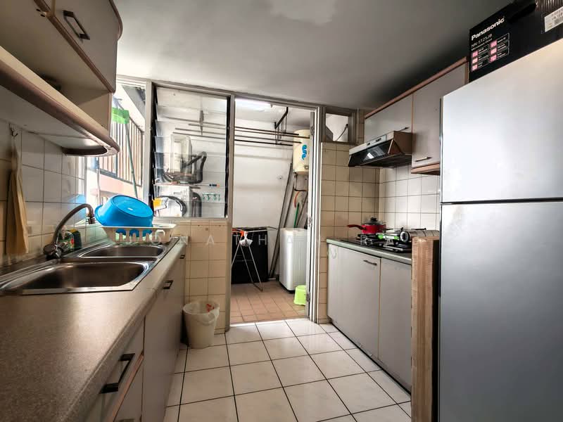 Condominium for Sale at Mont Kiara Pines - Jonathan Raj - Kitchen - PropertyGuru.com.my