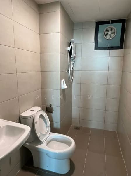 Pangsapuri untuk Disewa di Iconic Vue - Alex Lim - Bathroom - PropertyGuru.com.my