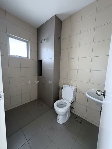 Rumah Teres 2 Tingkat untuk Dijual di Bandar Bukit Raja (Klang) - Elwin Chok - Bathroom - PropertyGuru.com.my