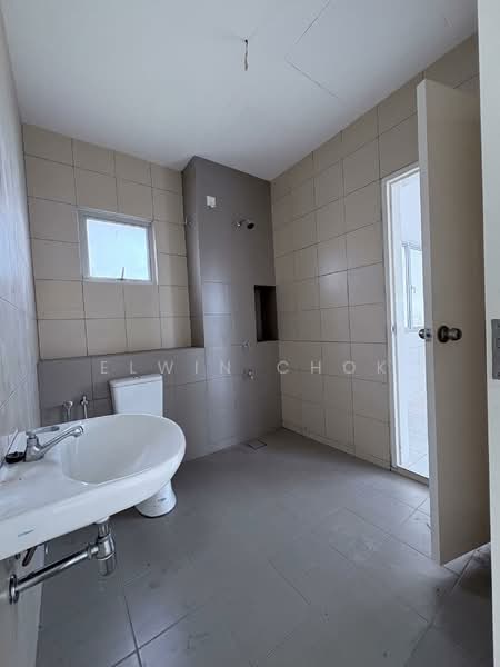 Rumah Teres 2 Tingkat untuk Dijual di Bandar Bukit Raja (Klang) - Elwin Chok - Bathroom - PropertyGuru.com.my
