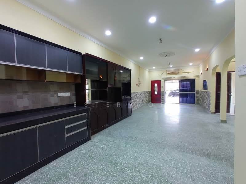 Rumah Berkembar untuk Dijual di Seremban (Negeri Sembilan) - Ester Poh. - Kitchen - PropertyGuru.com.my