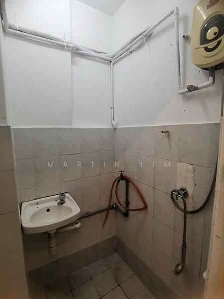 Pangsapuri untuk Disewa di Arena Green - Martin Lim - Bathroom - PropertyGuru.com.my