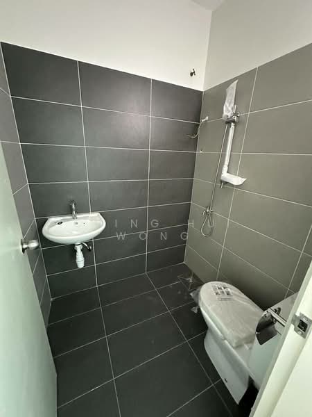 2-storey Terraced House for Sale in Kota Kinabalu (Sabah) - Ching Hui Wong - Bathroom - PropertyGuru.com.my