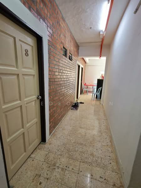 Kedai / Pejabat untuk Dijual di Taman Maluri (Cheras) - Leedeon Tan - Corridor - PropertyGuru.com.my