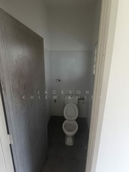 Rumah Teres 1 Tingkat untuk Disewa di Taman Malar (Tambun) - Jackson Khiew Khiew - Bathroom - PropertyGuru.com.my
