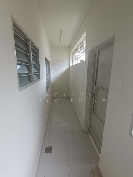 Rumah Teres 1 Tingkat untuk Disewa di Taman Malar (Tambun) - Jackson Khiew Khiew - Corridor - PropertyGuru.com.my