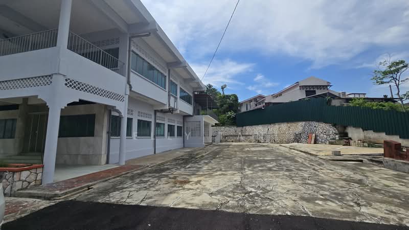 Shop for Rent in Jalan Klang Lama (Old Klang Road) (Kuala Lumpur) - Elly Tan - Exterior - PropertyGuru.com.my