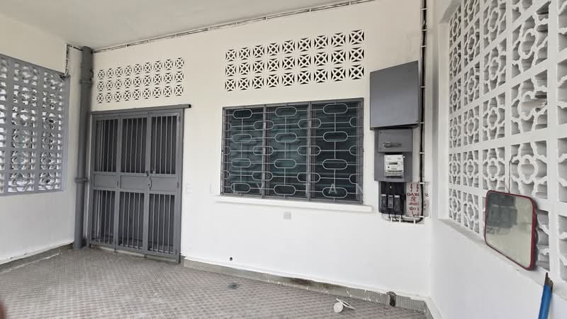 Shop for Rent in Jalan Klang Lama (Old Klang Road) (Kuala Lumpur) - Elly Tan - Exterior - PropertyGuru.com.my