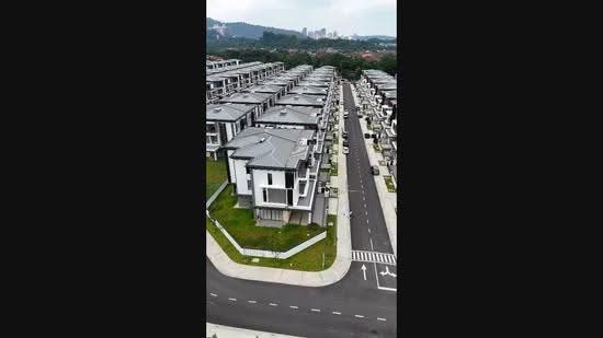 Rumah Berkembar untuk Dijual di Kota Damansara (Selangor) - Ethan Khoo - PropertyGuru.com.my