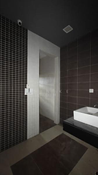 Rumah Banglo untuk Dijual di SS2 (Petaling Jaya) - Derek Soh - Bathroom - PropertyGuru.com.my