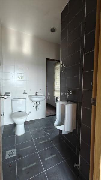 Rumah Banglo untuk Dijual di SS2 (Petaling Jaya) - Derek Soh - Bathroom - PropertyGuru.com.my