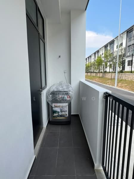 2-storey Terraced House for Rent in 16 Sierra (Puchong) - Allyson Wong - Balcony - PropertyGuru.com.my