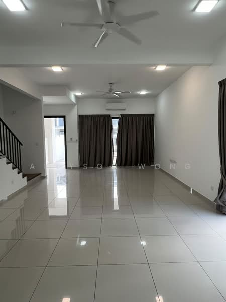 2-storey Terraced House for Rent in 16 Sierra (Puchong) - Allyson Wong - Living Room - PropertyGuru.com.my
