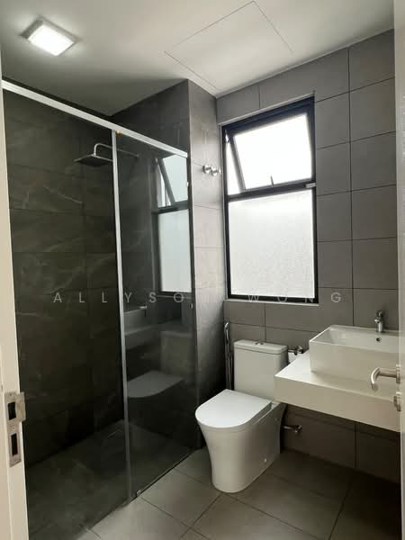 2-storey Terraced House for Rent in 16 Sierra (Puchong) - Allyson Wong - Bathroom - PropertyGuru.com.my