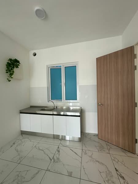 Condominium for Rent at QuayWest Residence - Alex Lim - Kitchen - PropertyGuru.com.my