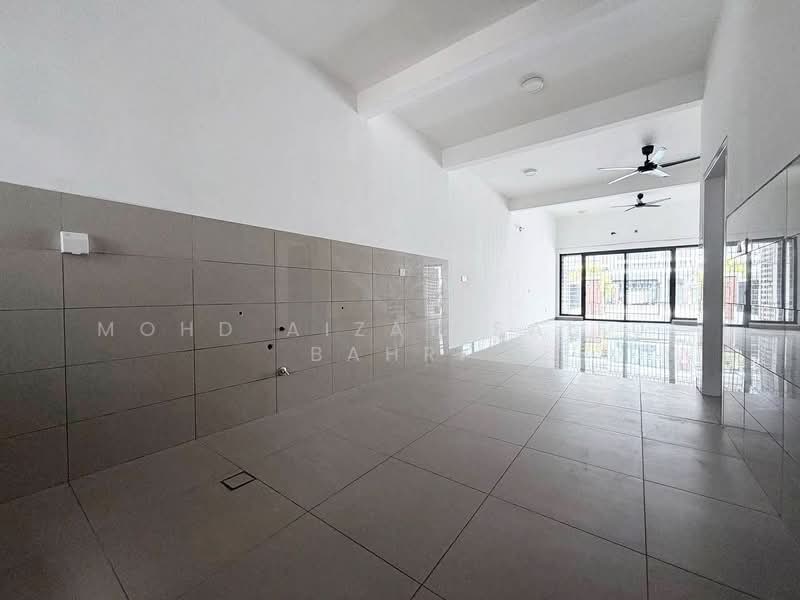2-storey Terraced House for Sale in Elmina (Shah Alam) - Mohd Aizat Saiful Bahri - Living Room - PropertyGuru.com.my
