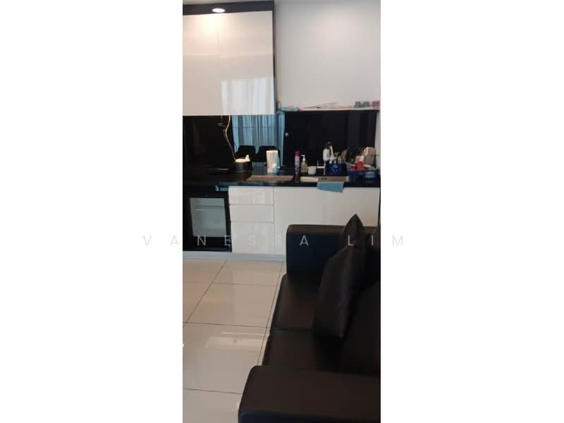 Servis Apartment untuk Dijual di Grand Ion Delemen - Vanessa Lim - Kitchen - PropertyGuru.com.my