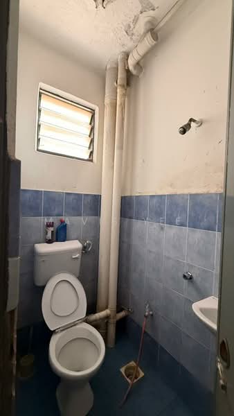 Pangsapuri untuk Dijual di Mentari Court 2, Bandar Sunway - Mavis Yee - Bathroom - PropertyGuru.com.my