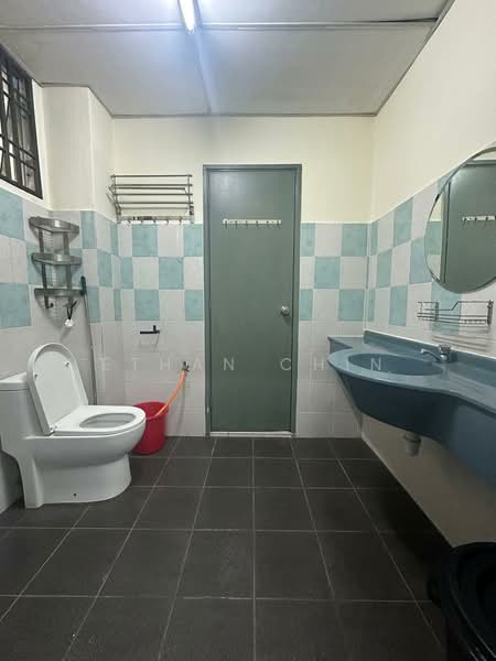 Condominium for Sale at Platinum Hill PV 5 - Ethan Chin - Bathroom - PropertyGuru.com.my