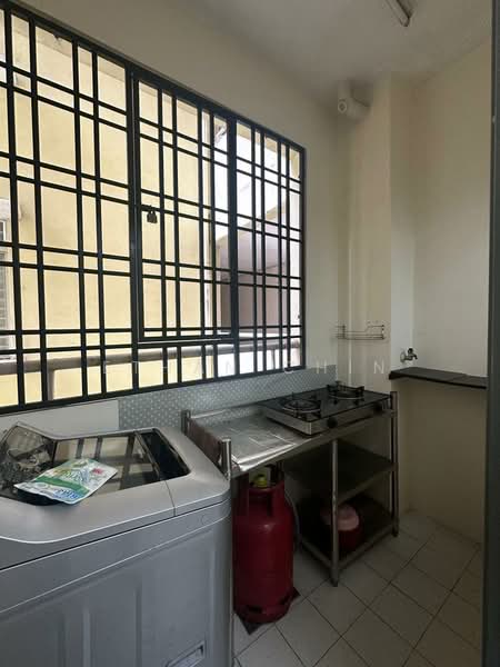 Condominium for Sale at Platinum Hill PV 5 - Ethan Chin - Kitchen - PropertyGuru.com.my